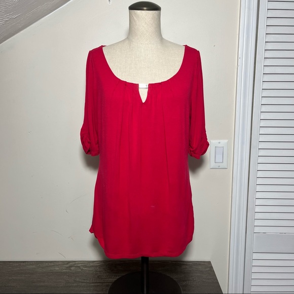WHBM Red Pleated Scoop-Neck Tee with Cutout, Size M - Picture 2 of 12